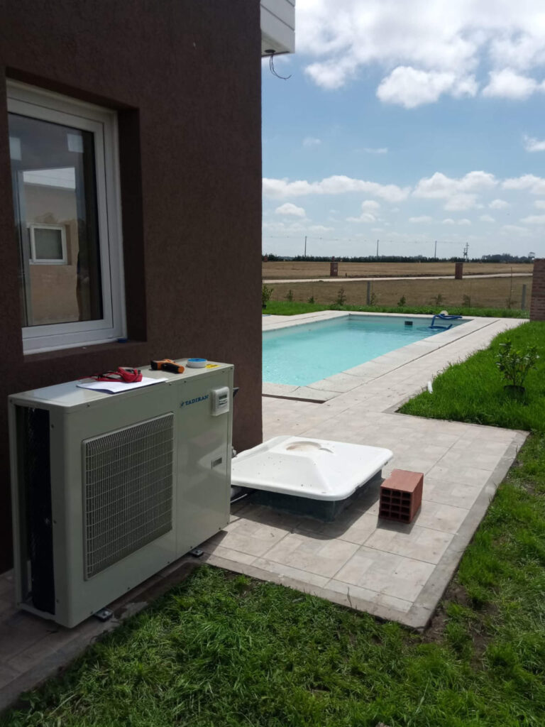 Climatización de piscina com bomba de calor Tadiran